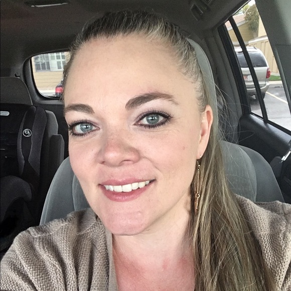 Meet your Posher, Jenny - Picture 1 of 1